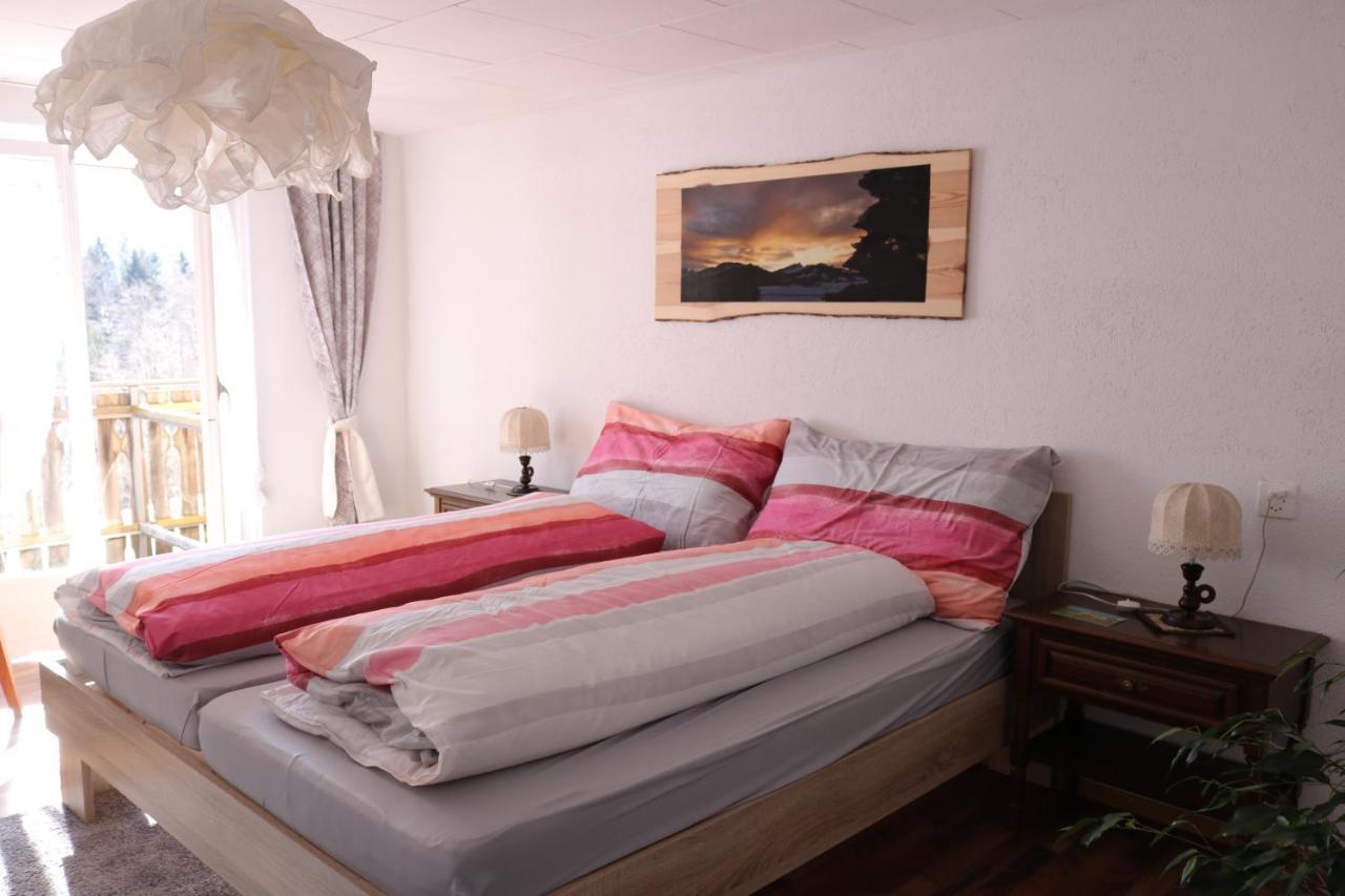 Bed and Breakfast Schlafen Im Sternen Ennetbuehl Nesslau Екстер'єр фото